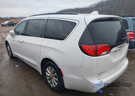 2017 Chrysler Pacifica Touring-L from USA, damaged, VIN 2C4RC1BG0HR526581